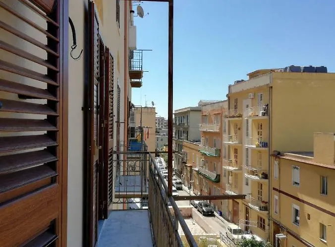 住宿加早餐酒店 Backpackers 阿格里真托