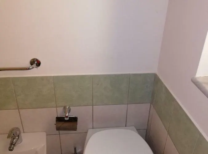 Backpackers 住宿加早餐酒店 3*